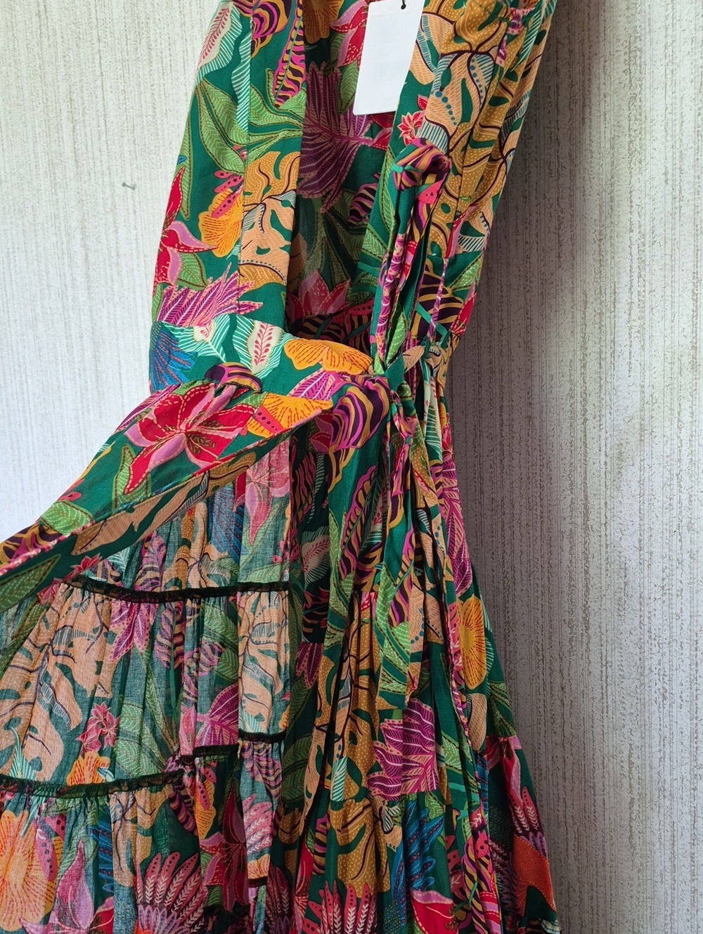Gibson & Latimer Tropical Floral Wrap Midi Maxi Dress Large New With Tags - Picture 9 of 14